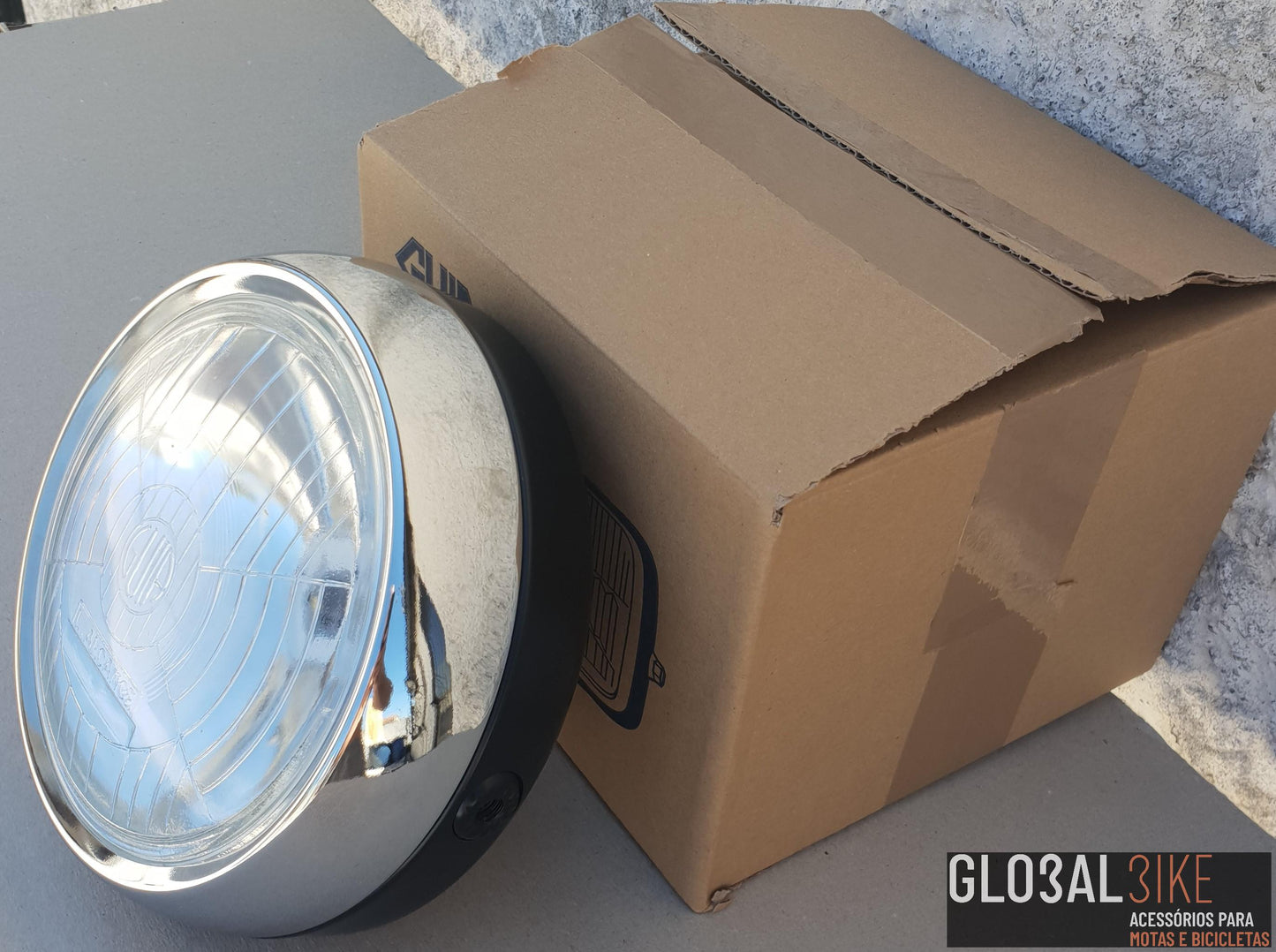 Farol M73 Guia S/Chave Vidro Branco